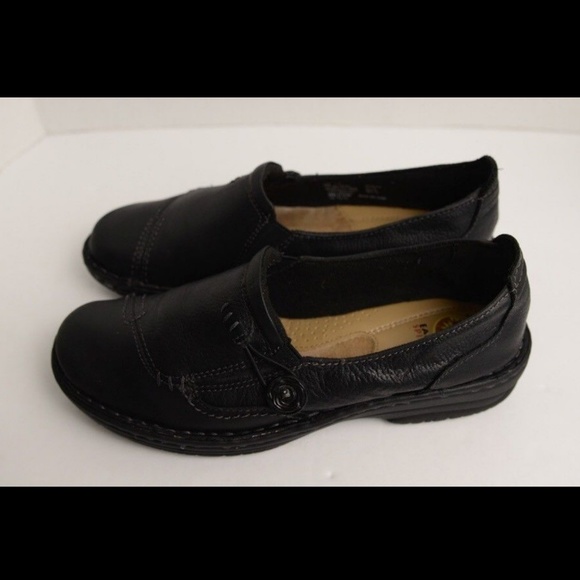 Earth Spirit Shoes - Earth Spirit size 9 Black slip on loafers flats